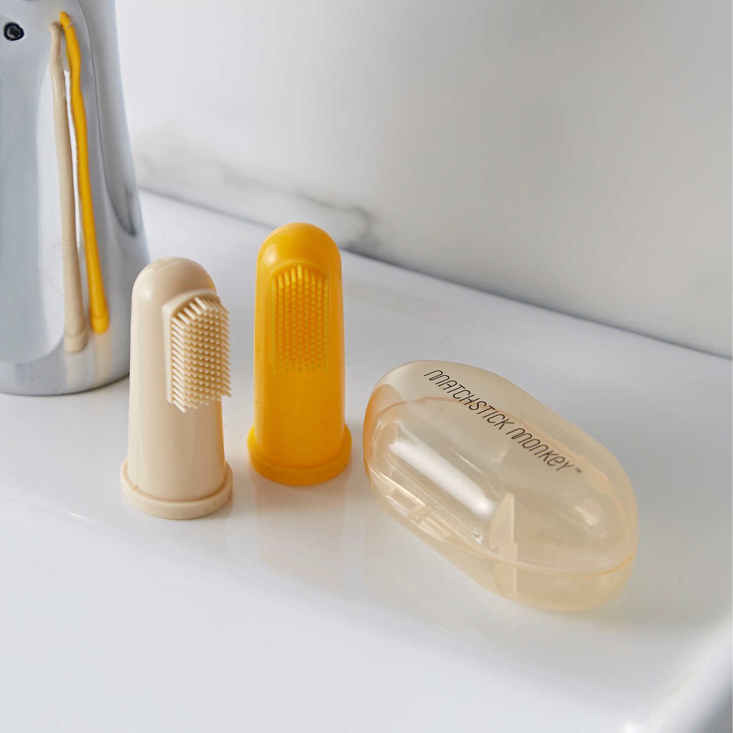 Fingratannburstar 2 stk með boxi gulur & baige - NÝTT